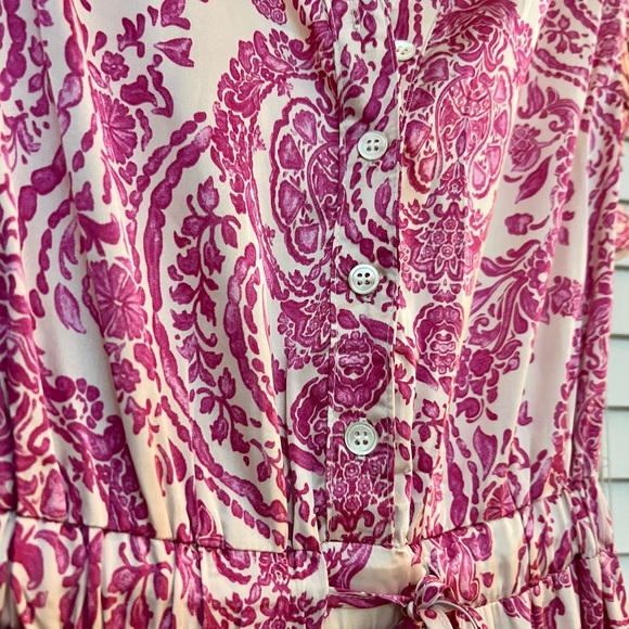 Pinch Pink and White Paisley Maxi Dress - Picture 2 of 8
